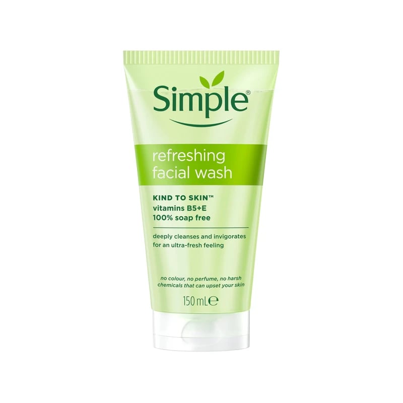 غسول وجه سيمبل كايند تو سكين ريفريشينج - Simple Kind to Skin Refreshing Facial Wash